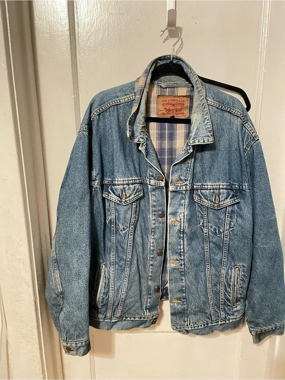 Levi's Light Blue Denim Trucker Jacket with Plaid heavy Lining